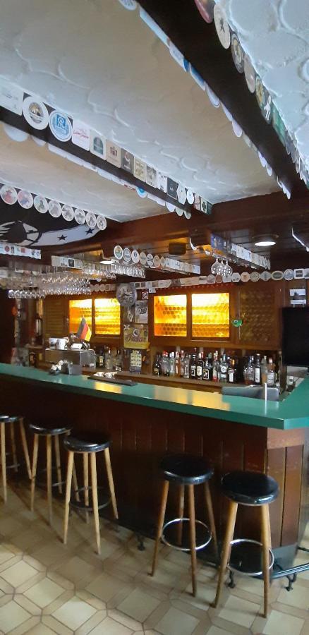Black Bear Bikers Pub-Hotel Kempfeld Exterior foto